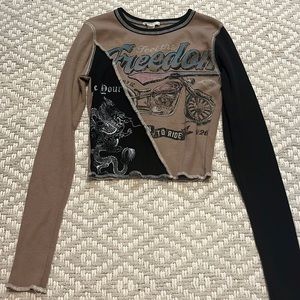 Tilly’s Women’s top